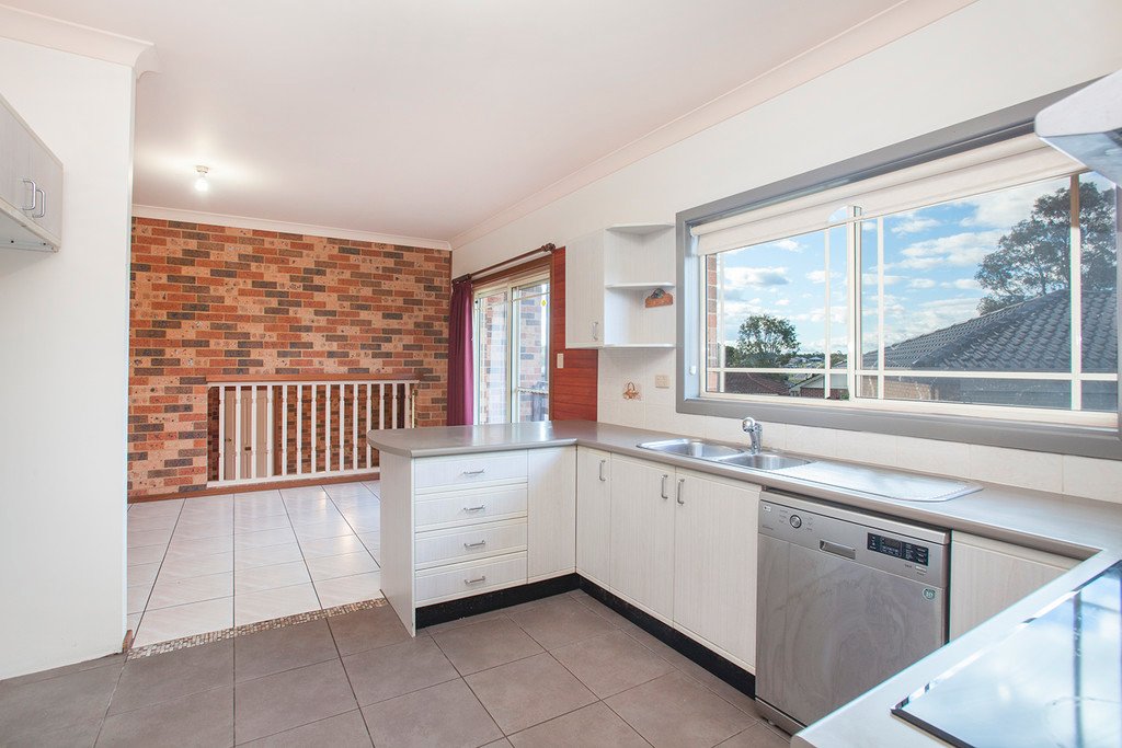 26 Holford Crescent THORNTON 6