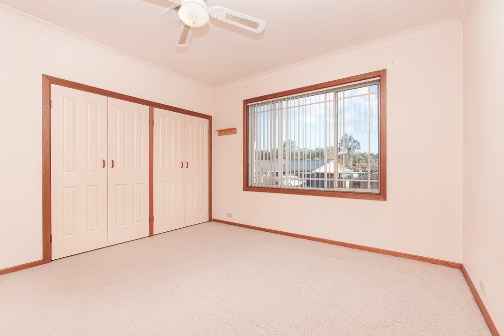 26 Holford Crescent THORNTON 8
