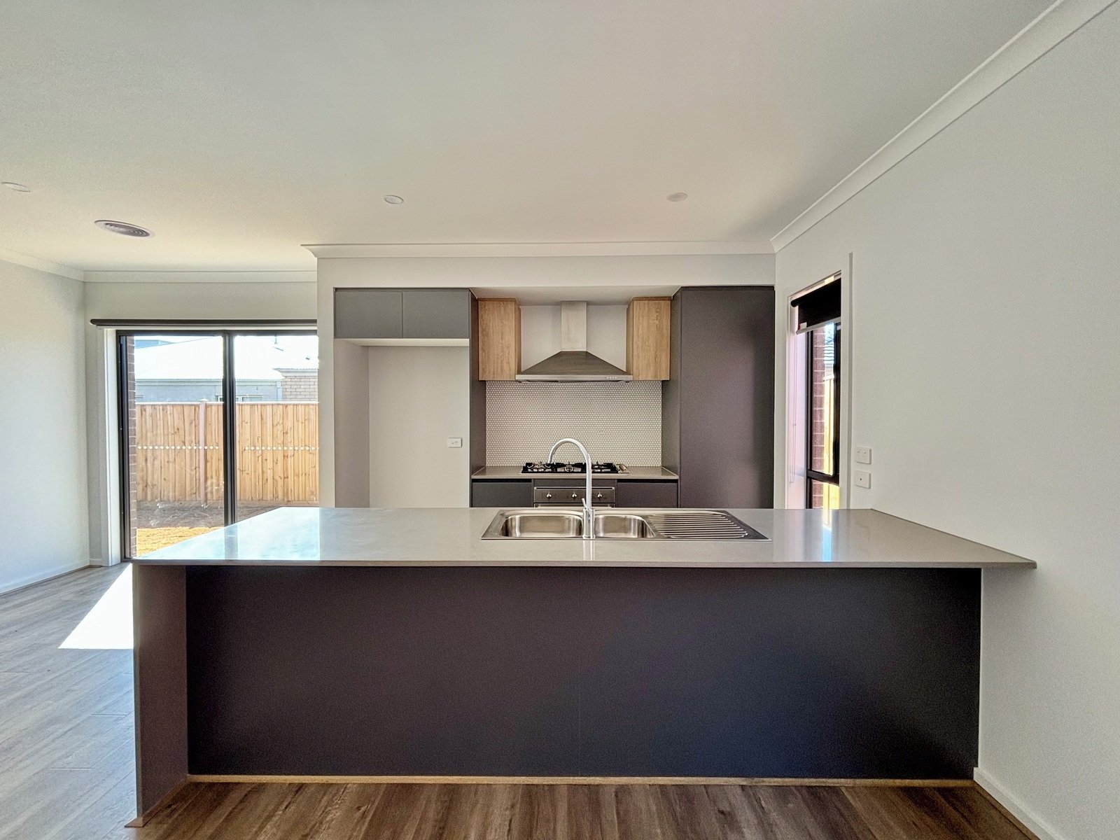Gallery: 26 Holley Crescent