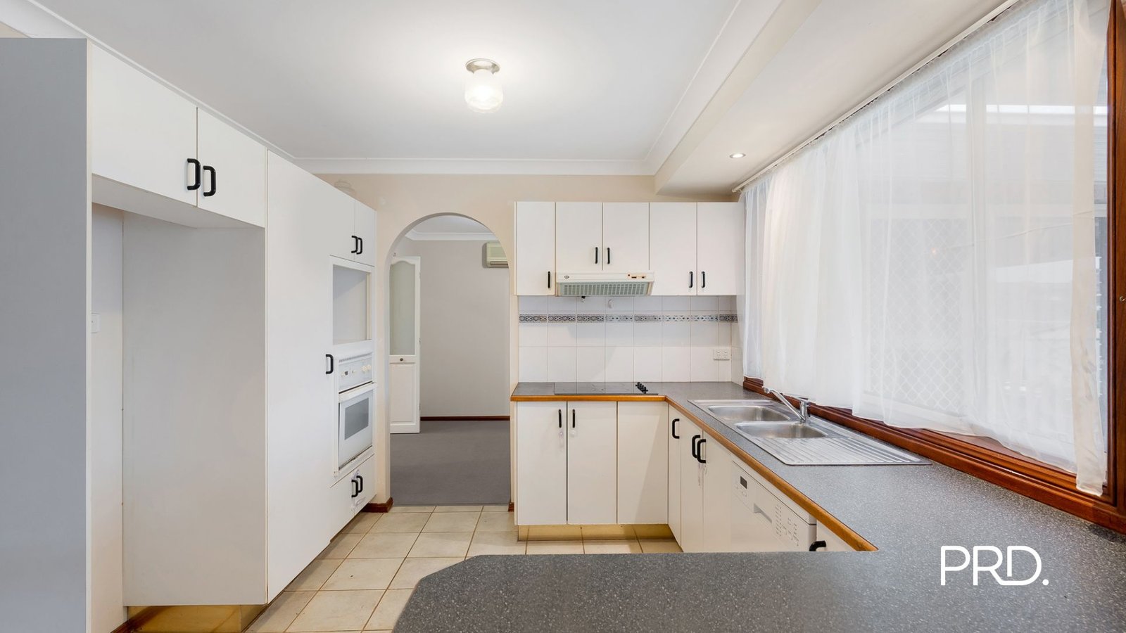 26 Honeysuckle Ave Glenmore Park 7