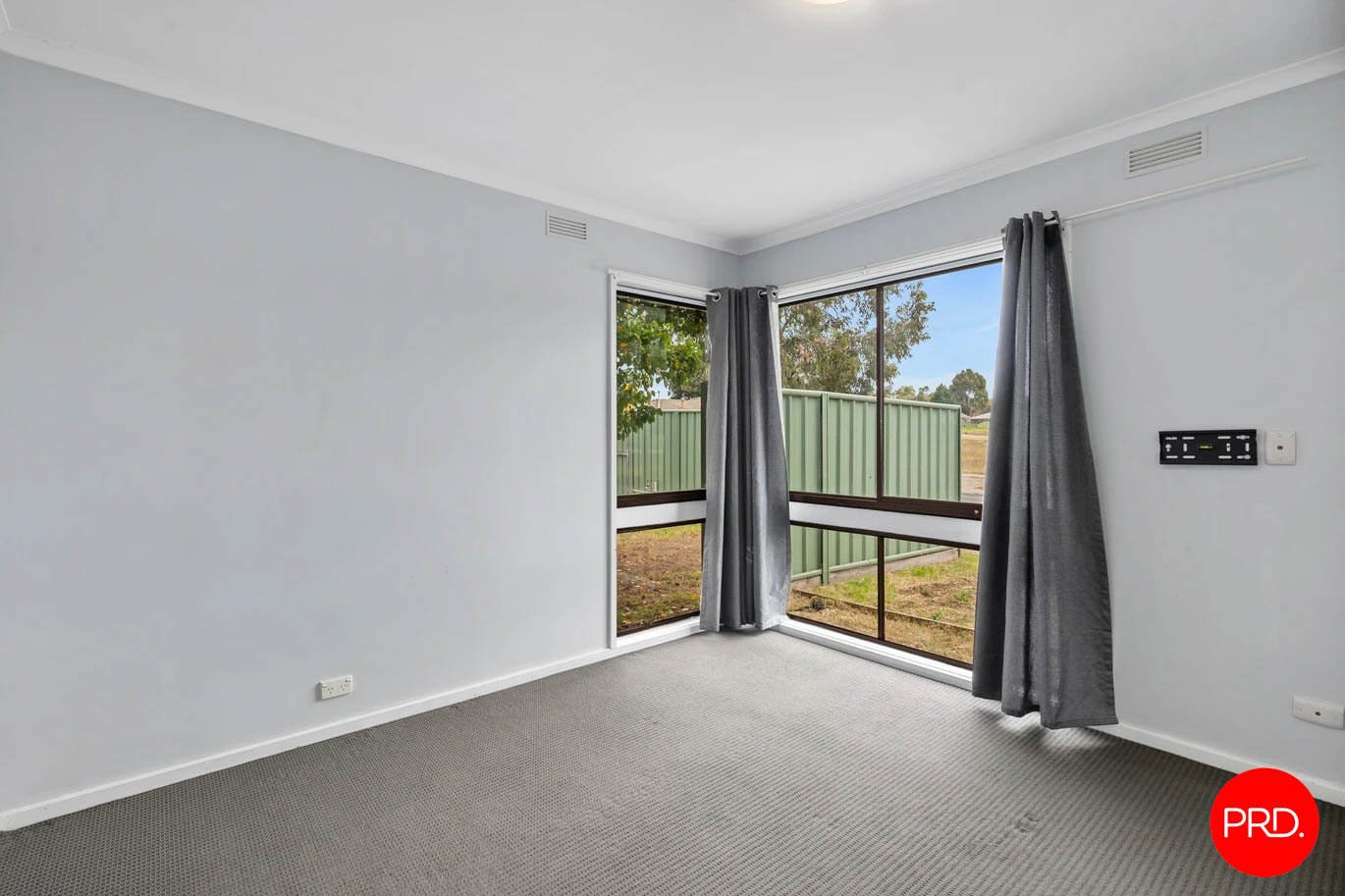 26 Humboldt Drive LONG GULLY 8