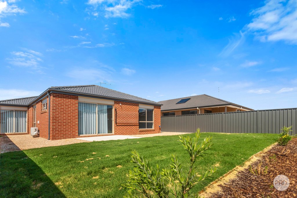 26 Hyatt Road HUNTLY 9