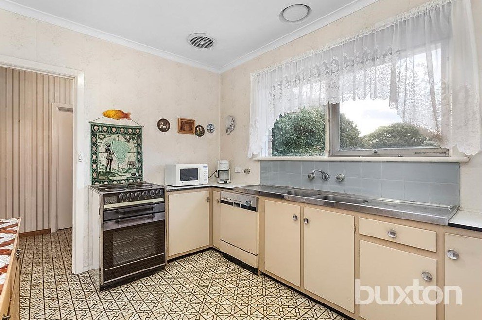 Gallery: 26 Inverness Avenue