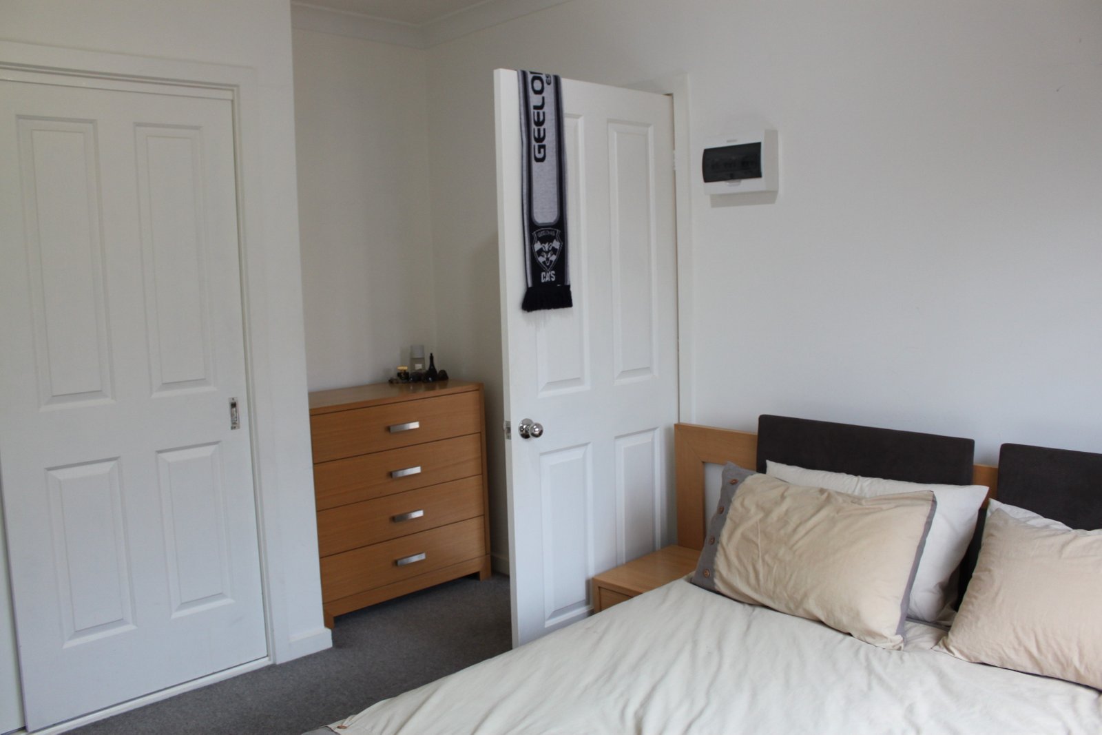 Gallery: 2/6 Itkeston Street