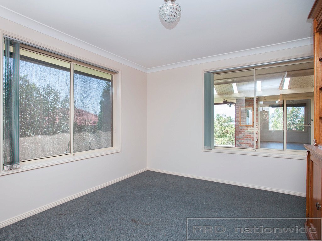 26 Jenna Drive RAWORTH 5