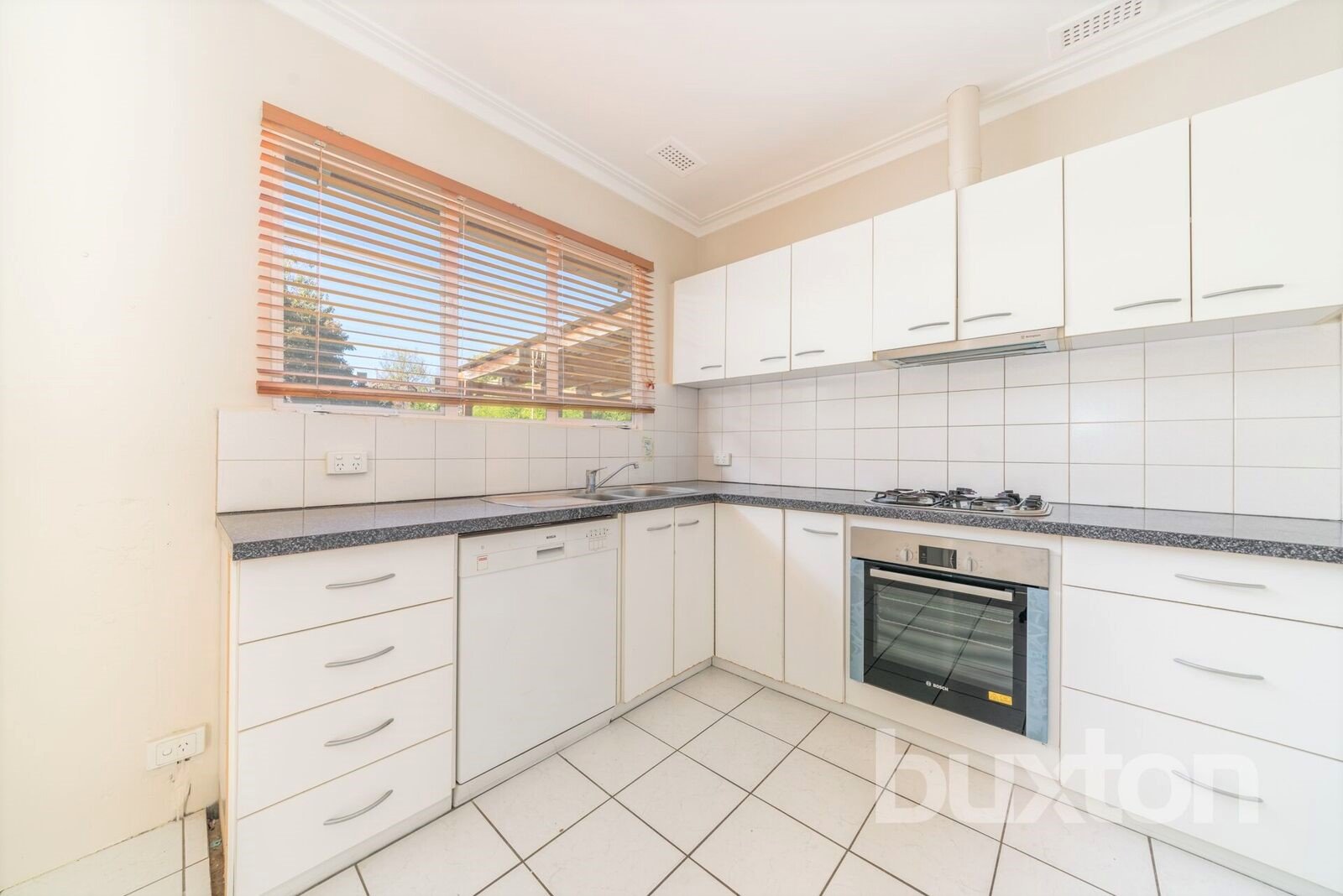 Gallery: 26 Jindabyne Avenue