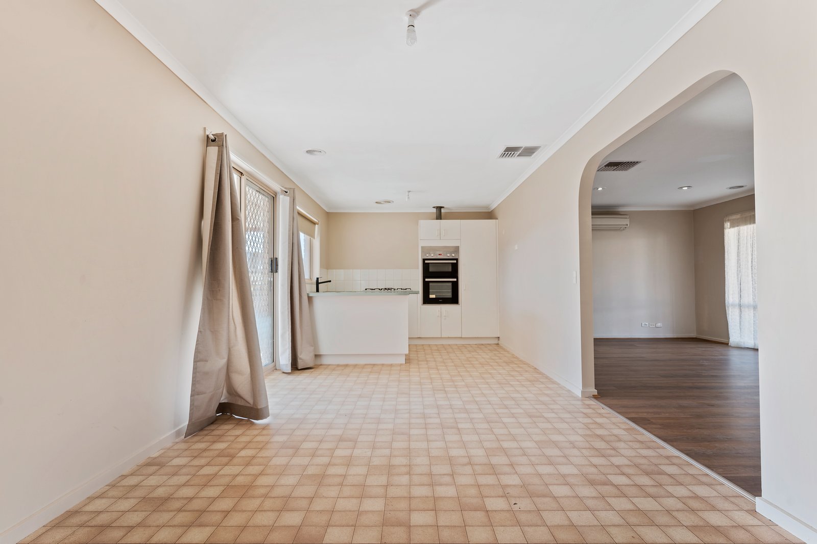 26 John Street KANGAROO FLAT 4