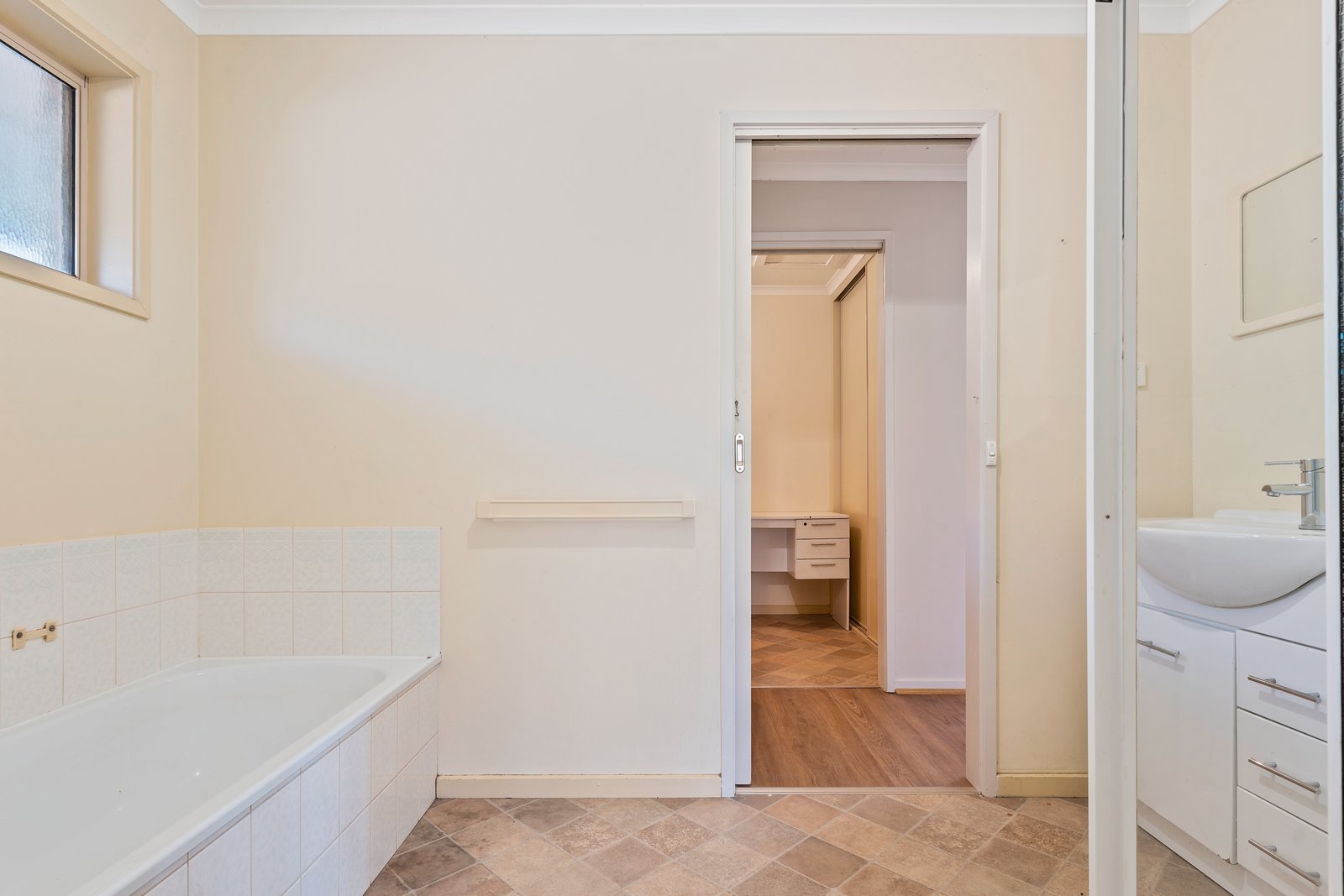 26 John Street KANGAROO FLAT 7