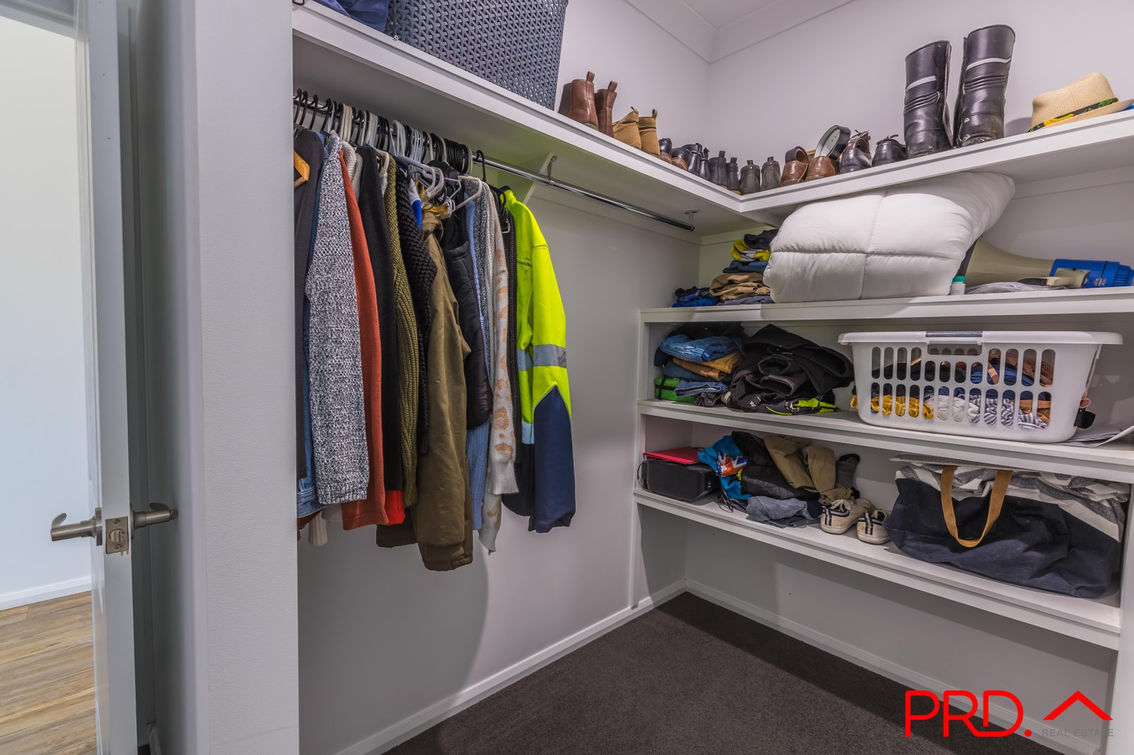 26 Jubata Drive TAMWORTH 14