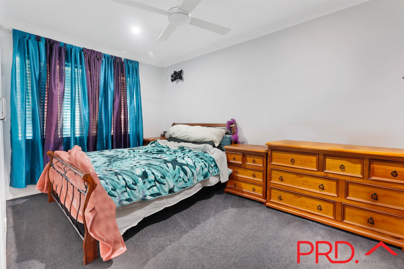 26 Kinarra Street TAMWORTH 7