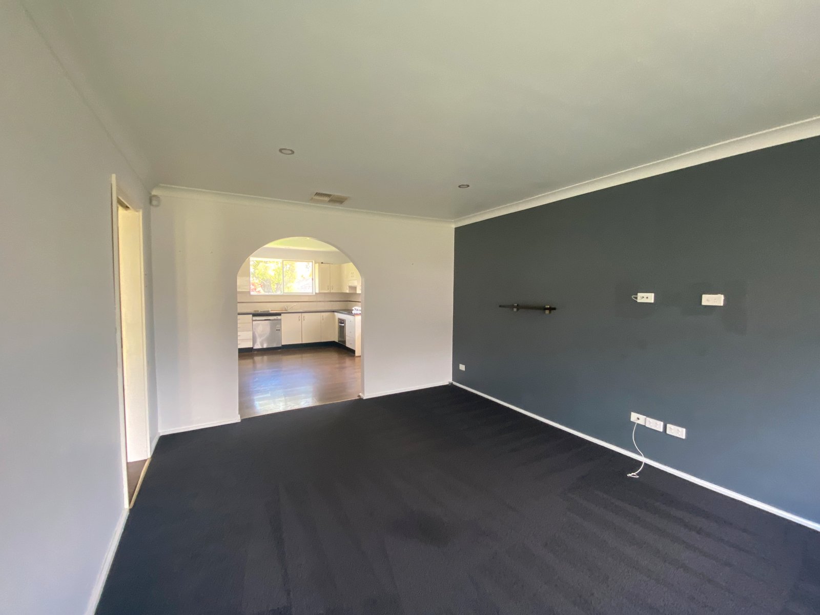26 Kinarra Street TAMWORTH 4