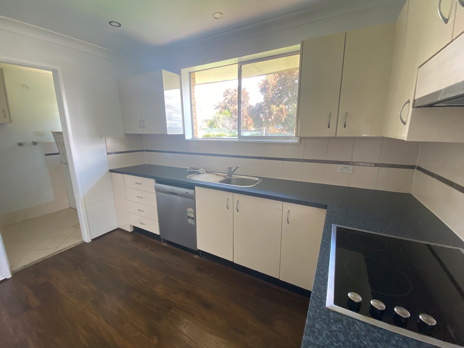26 Kinarra Street TAMWORTH 5