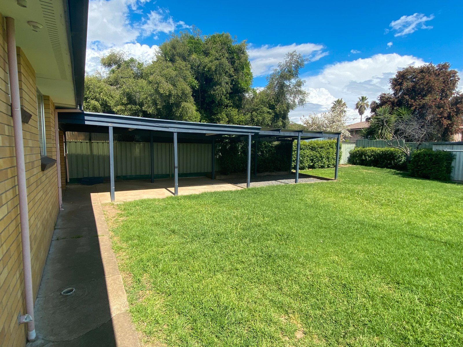26 Kinarra Street TAMWORTH 11