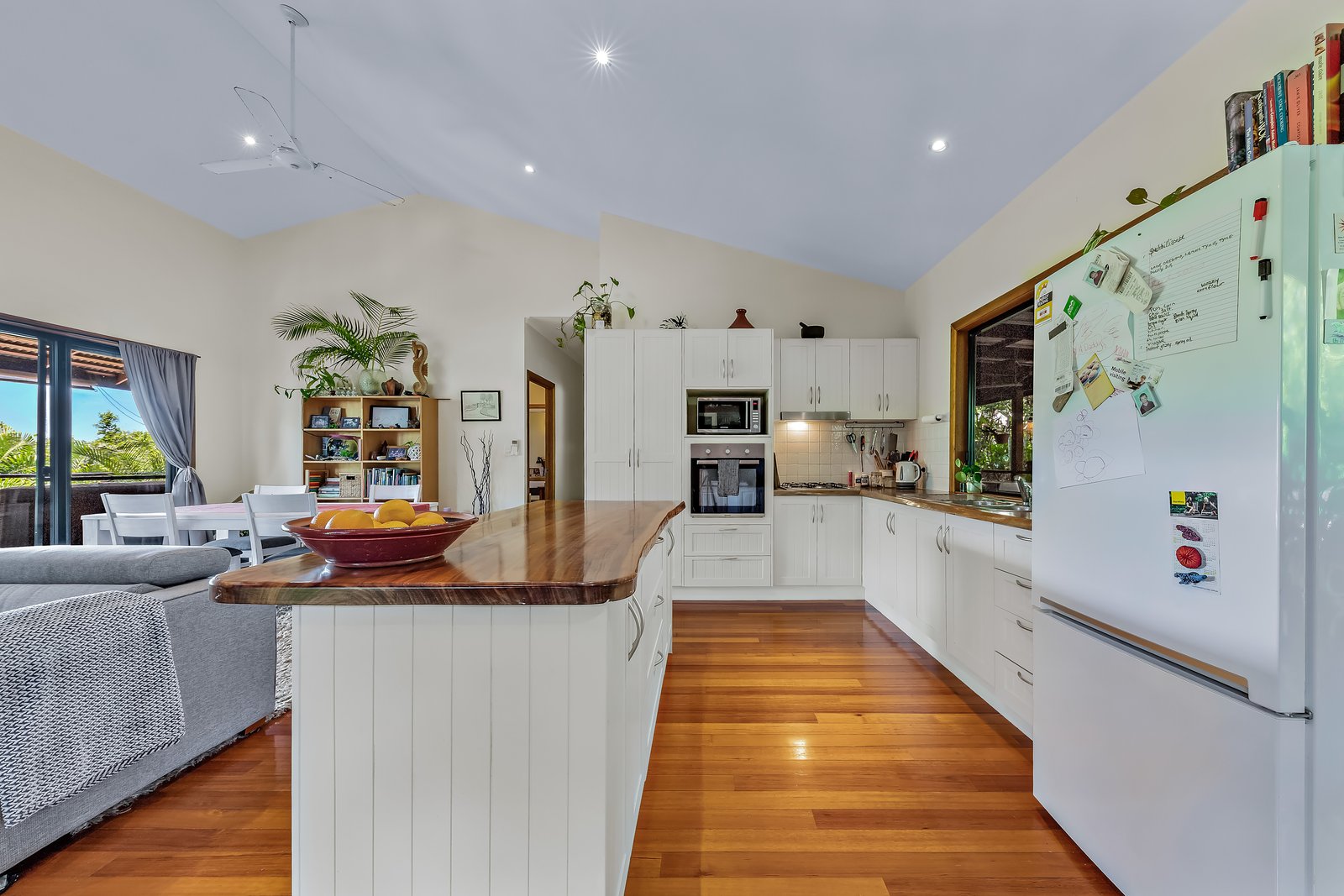 26 Kingfisher Tce  JUBILEE POCKET 4