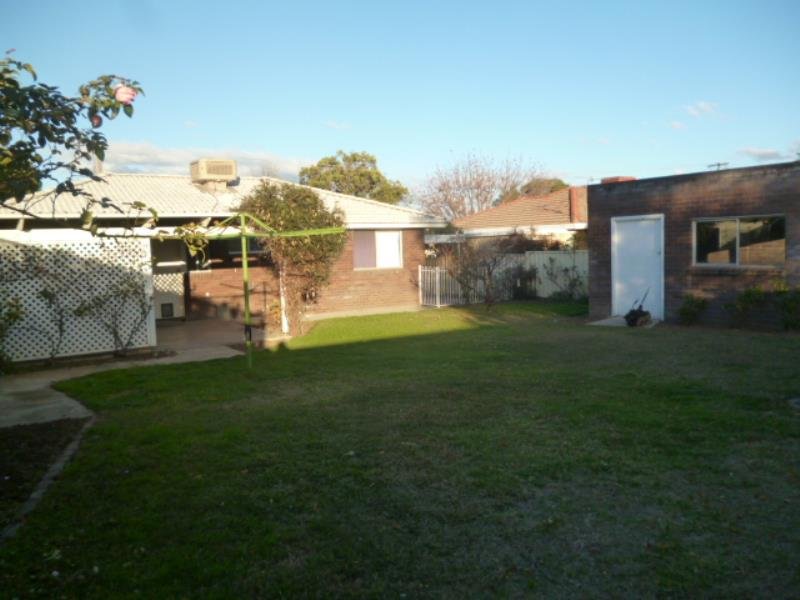 26 Kurrawan Street TAMWORTH 7