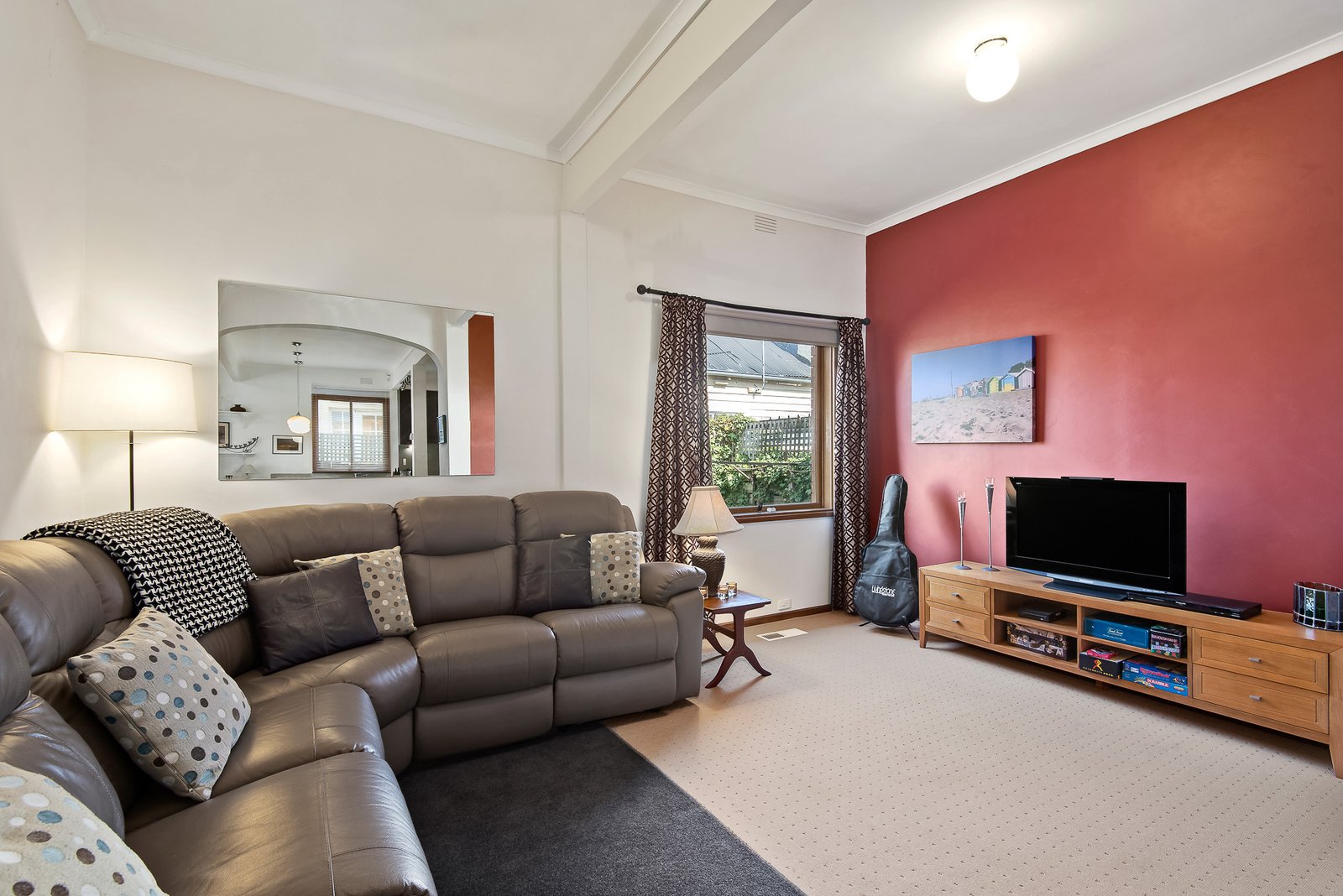 Gallery: 26 Laburnum Street