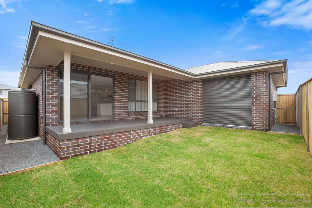 26 Lagoon Avenue BOLWARRA 11