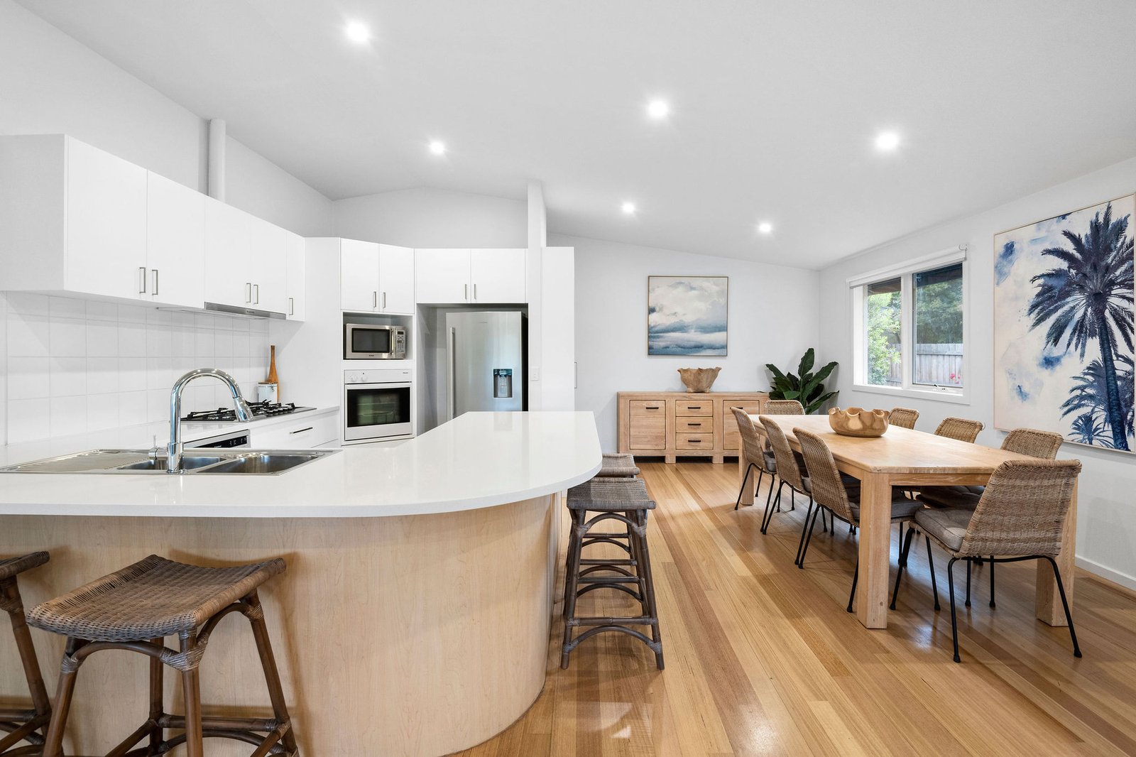 26 Lake View Drive, Safety Beach, 3936