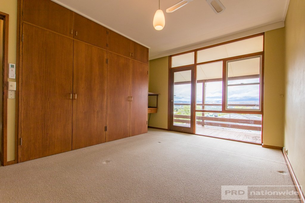 26 Lambie Street TUMUT 9