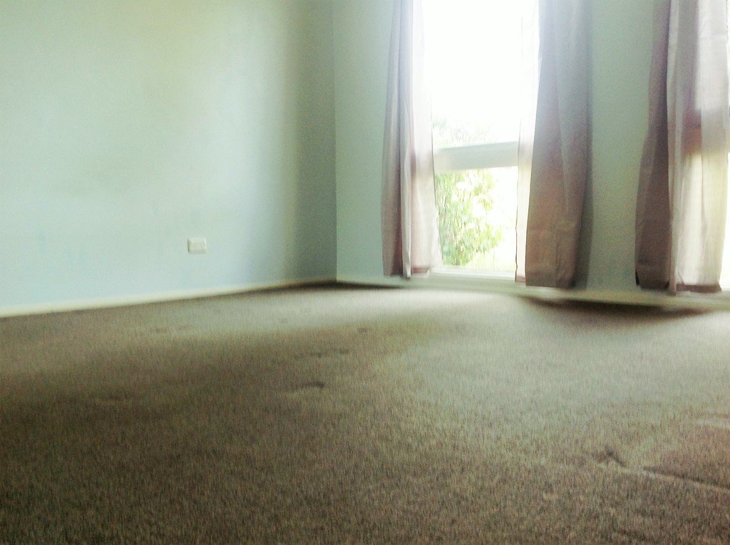 26 Lancia Drive INGLEBURN 8