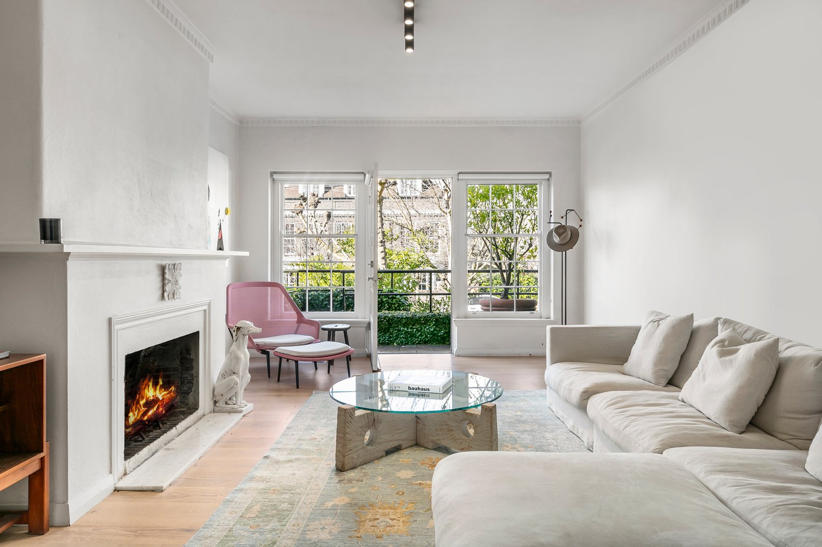 Real Estate and Property in 2/6 Landen Place, Toorak, VIC