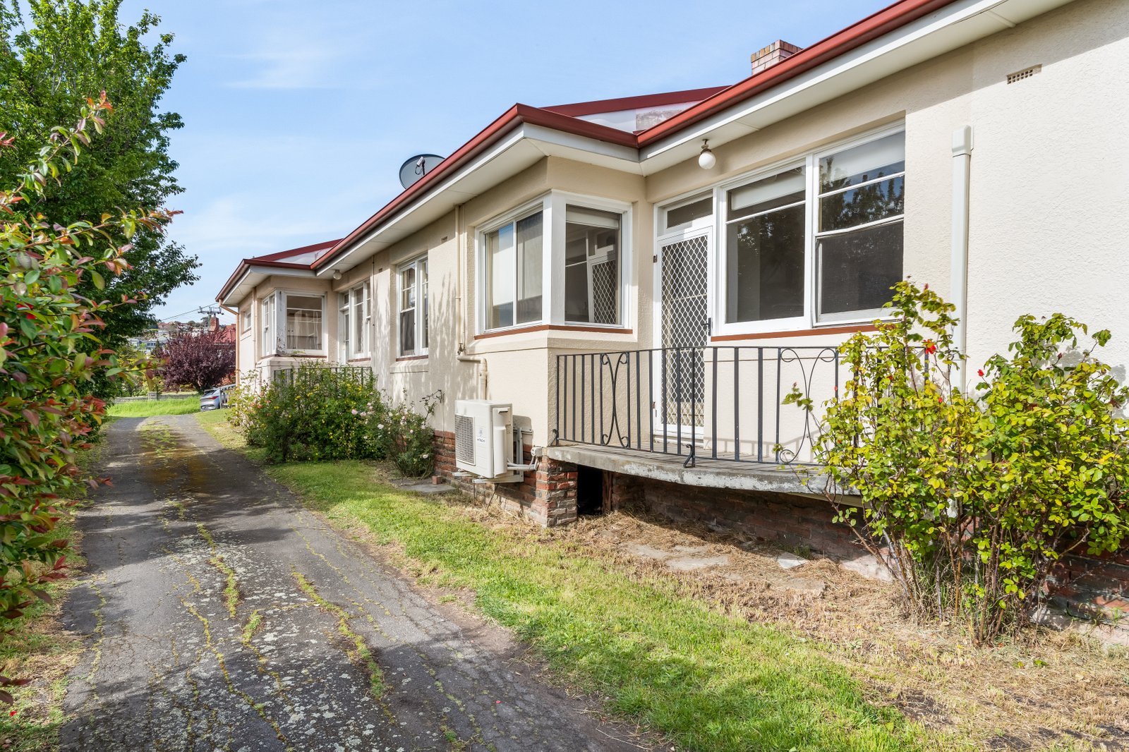 2/6 Lissadell Court NEW TOWN 4