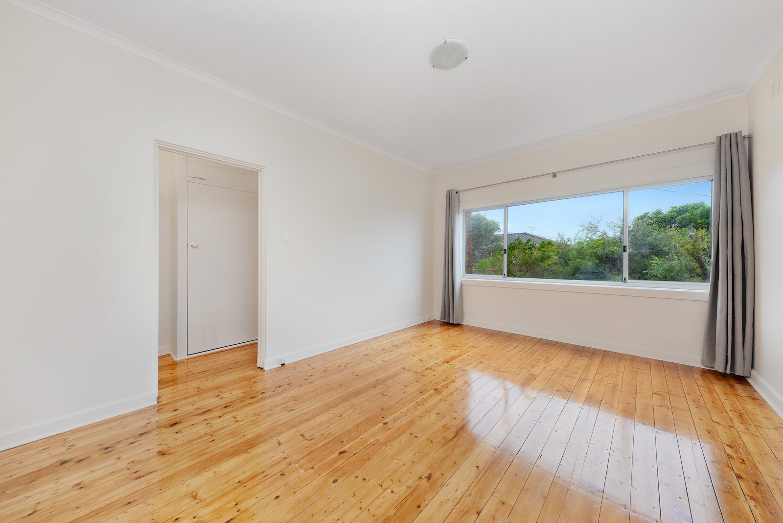2/6 Little Street MAROUBRA 2