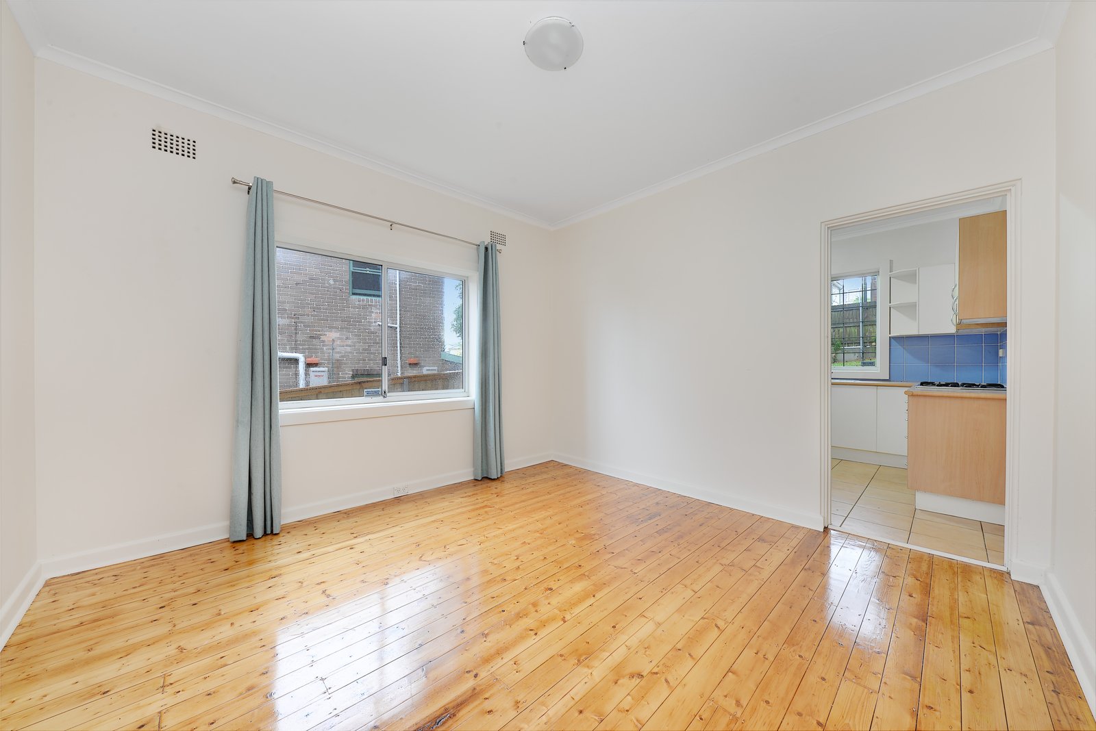 2/6 Little Street MAROUBRA 4