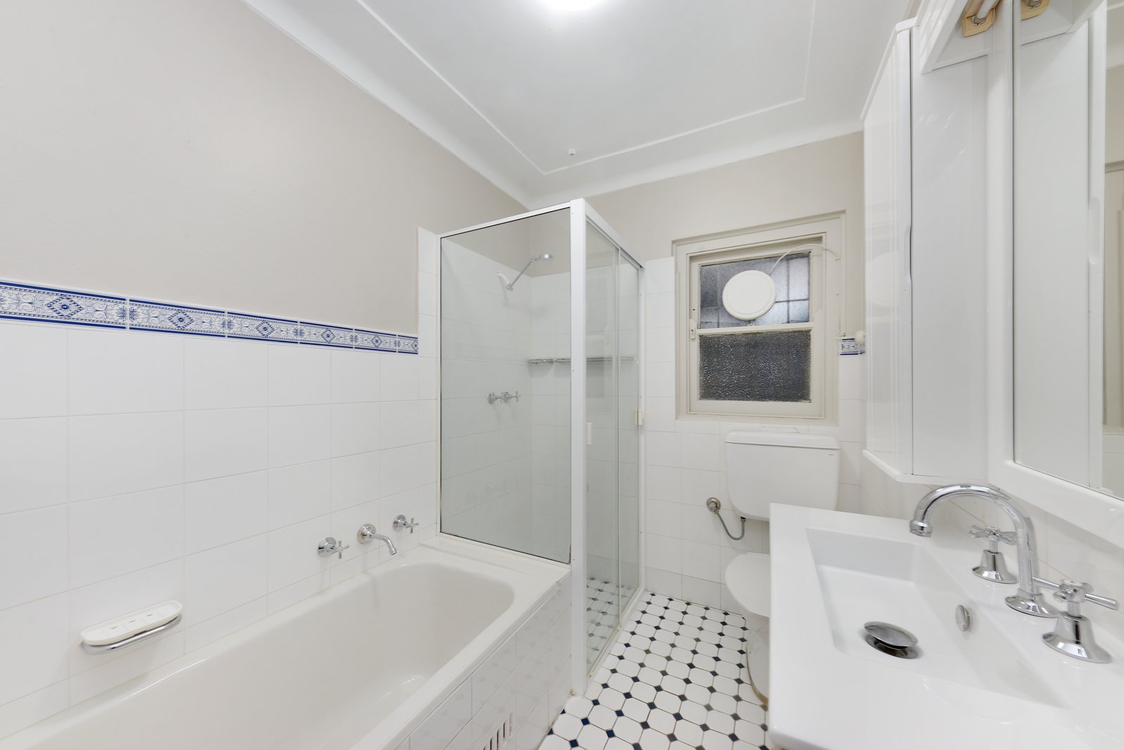 2/6 Little Street MAROUBRA 7