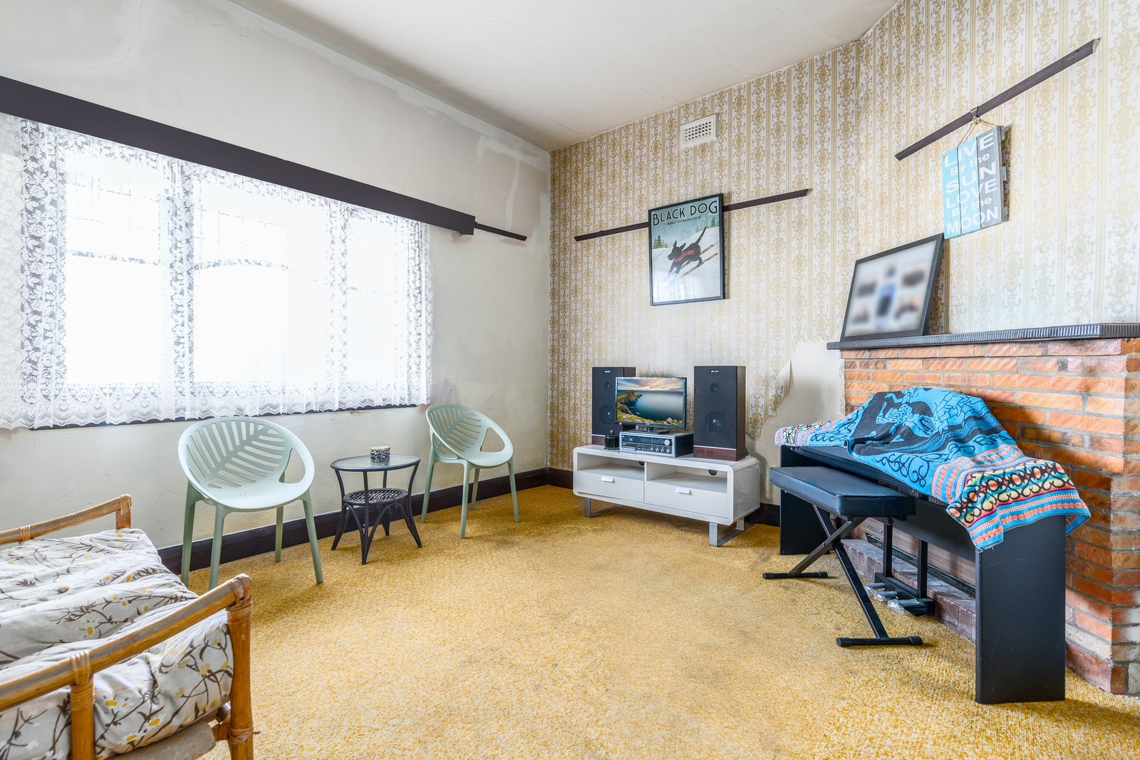 Gallery: 26 Loch Street