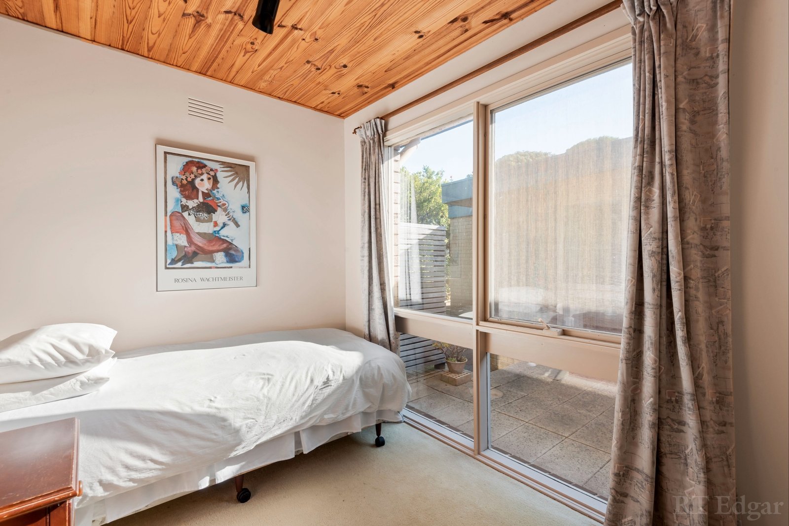 Real Estate and Property in 26 Lockington Crescent, Point Lonsdale, VIC