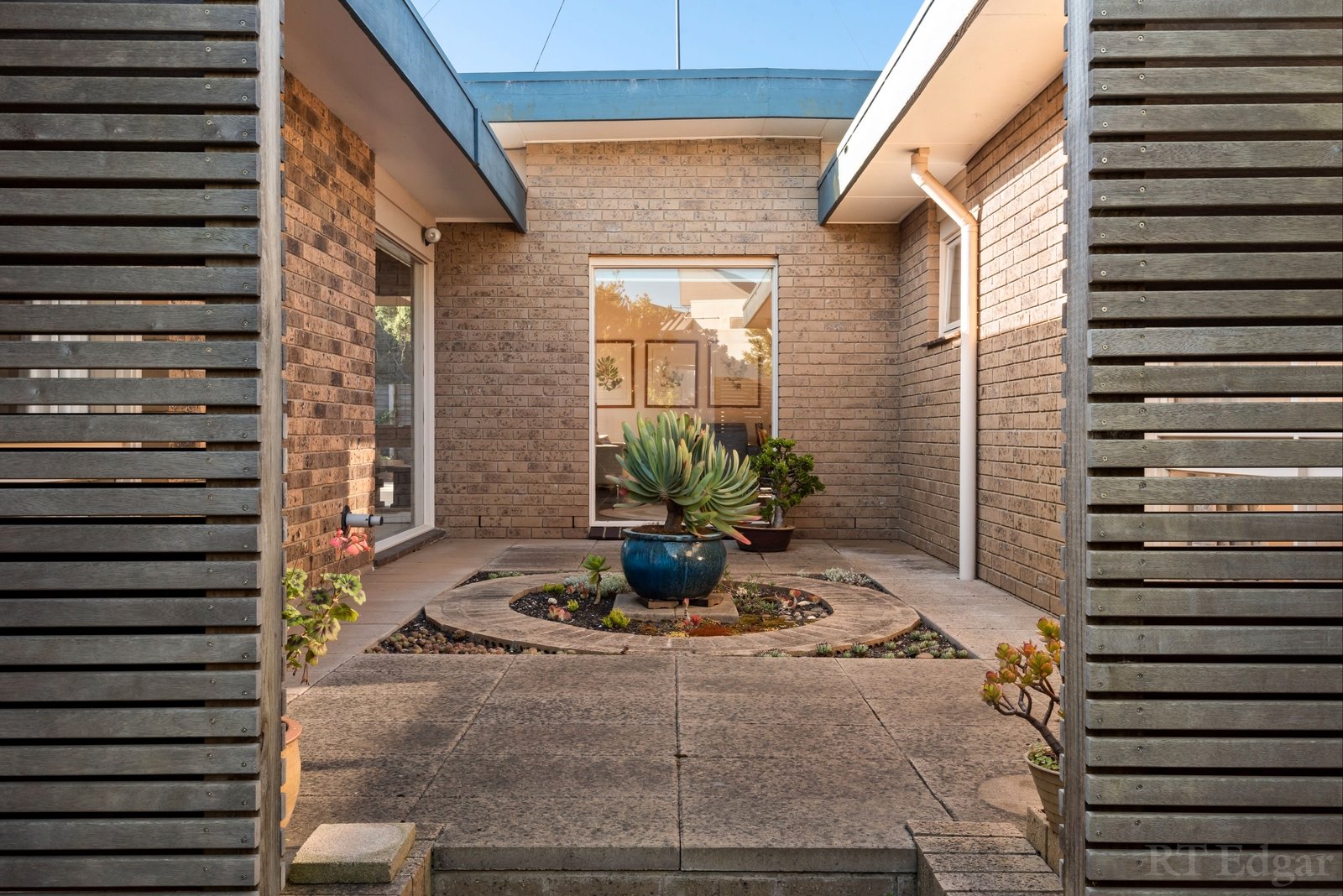 Real Estate and Property in 26 Lockington Crescent, Point Lonsdale, VIC