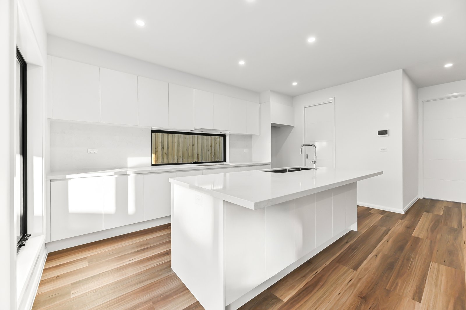 Gallery: 2/6 Lomond Terrace