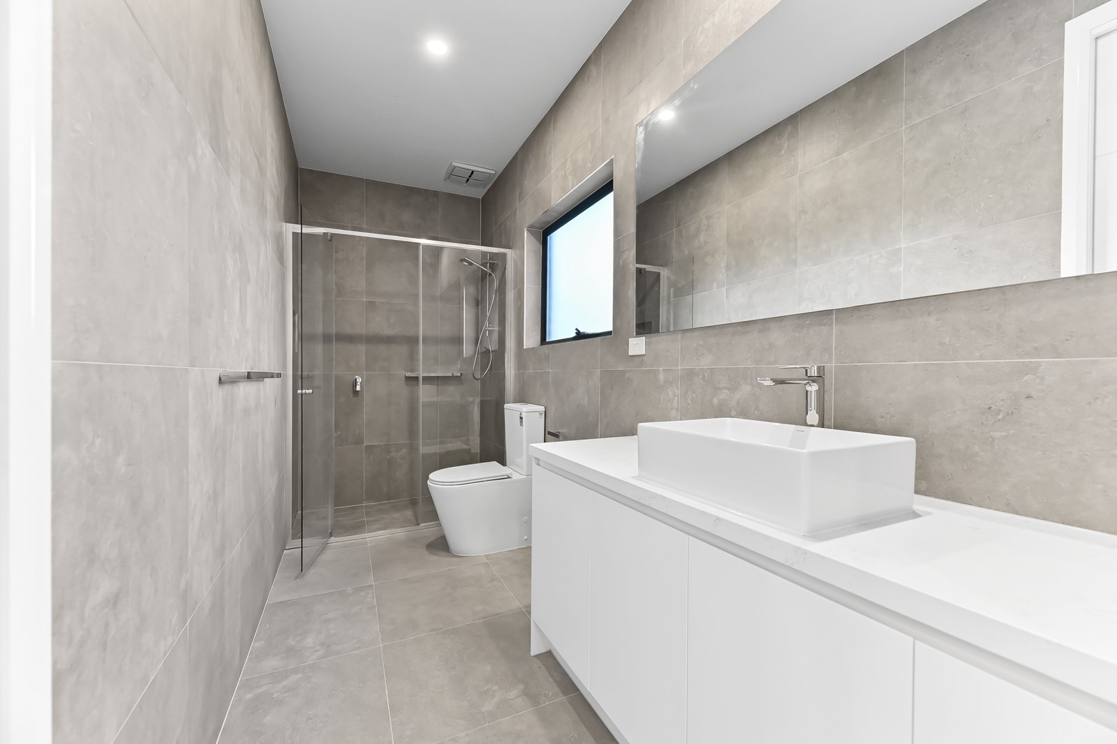 Gallery: 2/6 Lomond Terrace