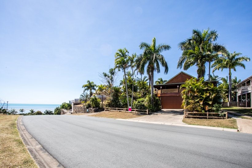 26 Macarthur Drive CANNONVALE 24