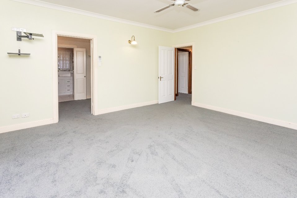 26 Macarthur Drive CANNONVALE 17