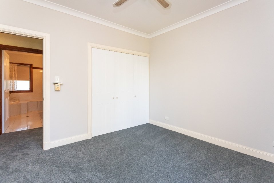 26 Macarthur Drive CANNONVALE 33