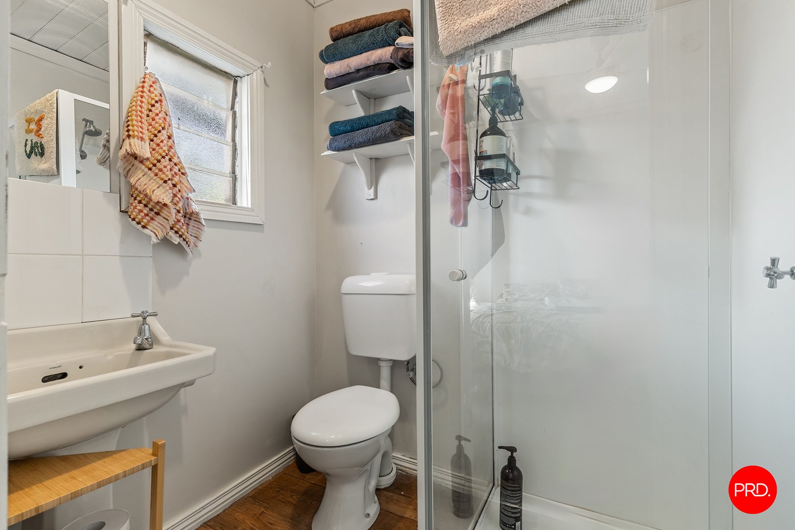 26 Mahon Avenue KENNINGTON 10