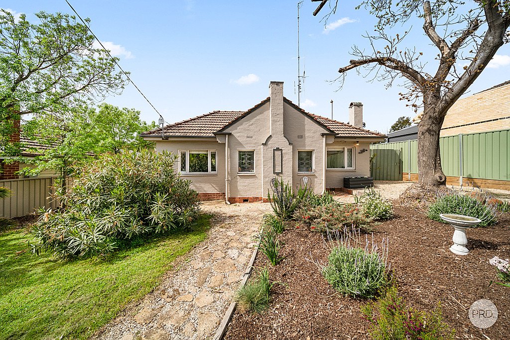 26 Mahon Avenue KENNINGTON 1