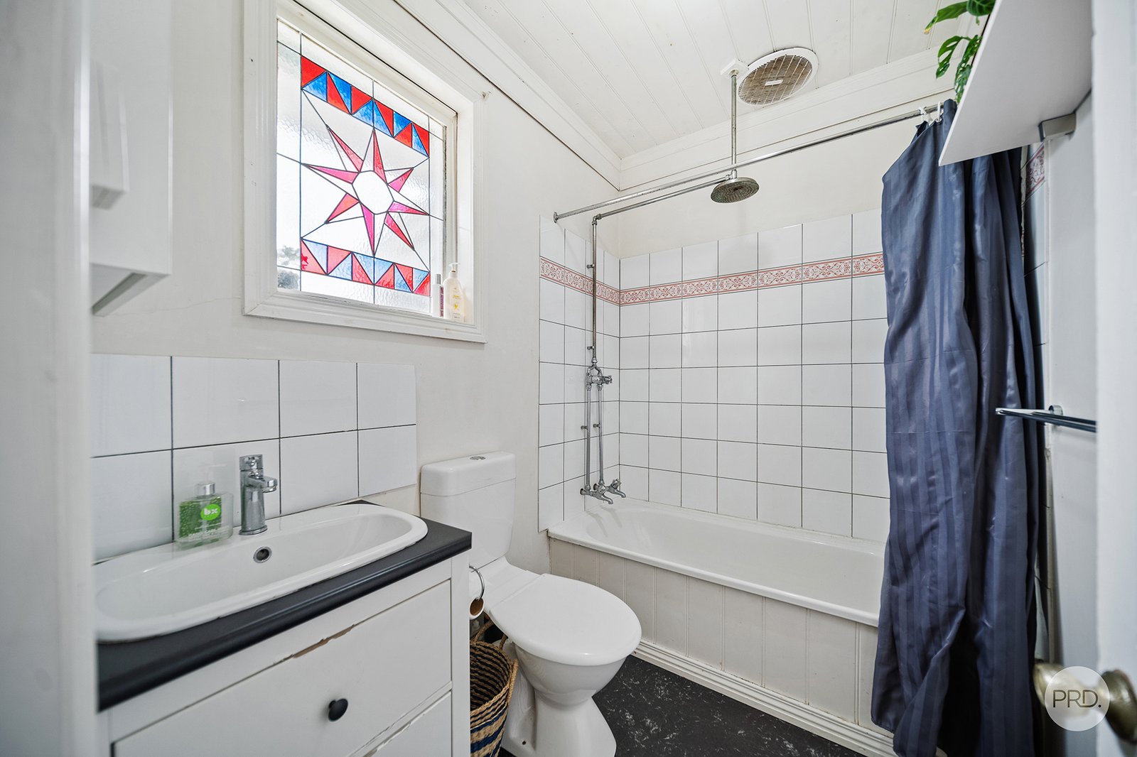 26 Mahon Avenue KENNINGTON 8