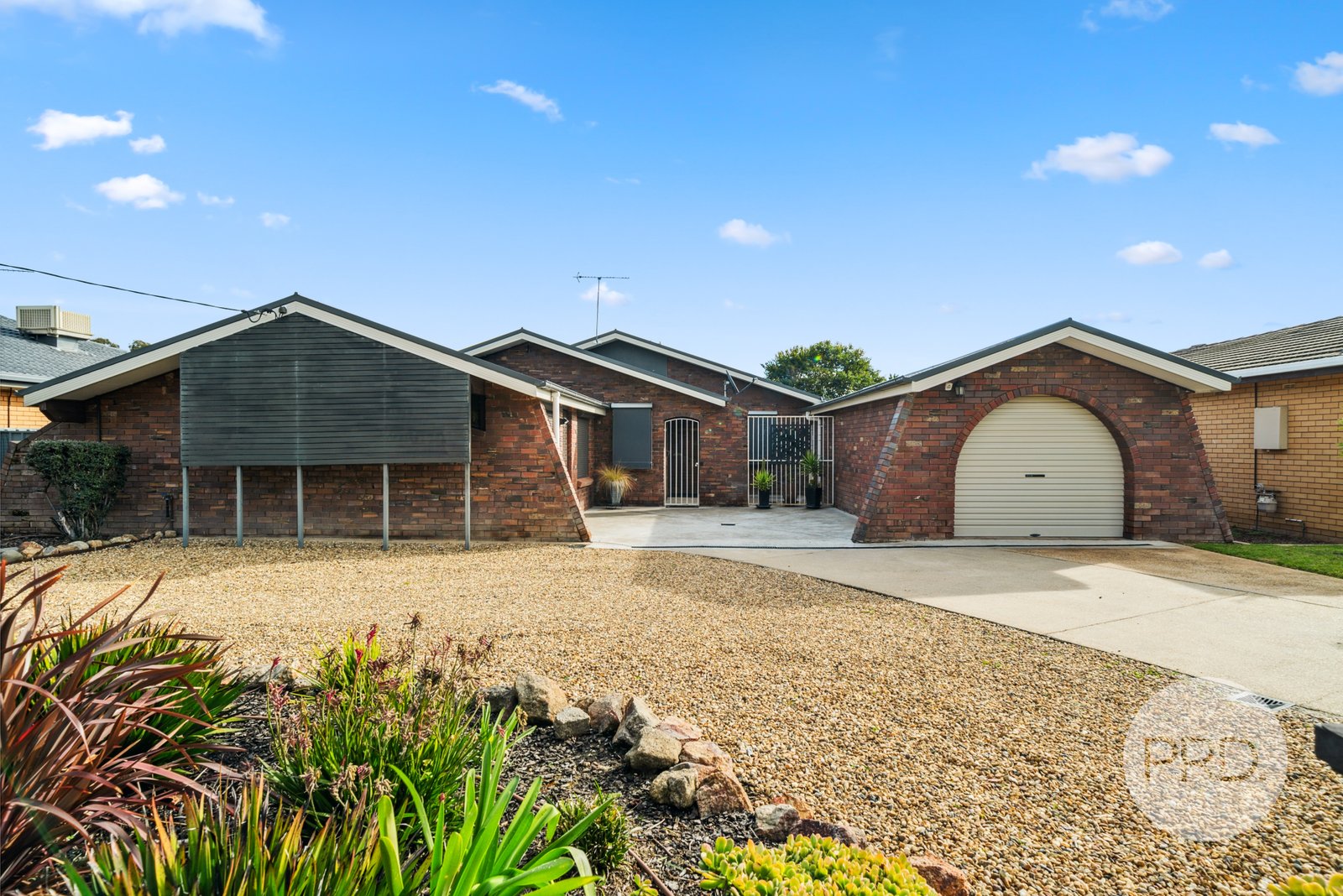 26 Main Street LAKE ALBERT 1