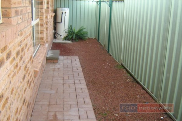 2/6 Mangaroo Avenue TUMUT 8