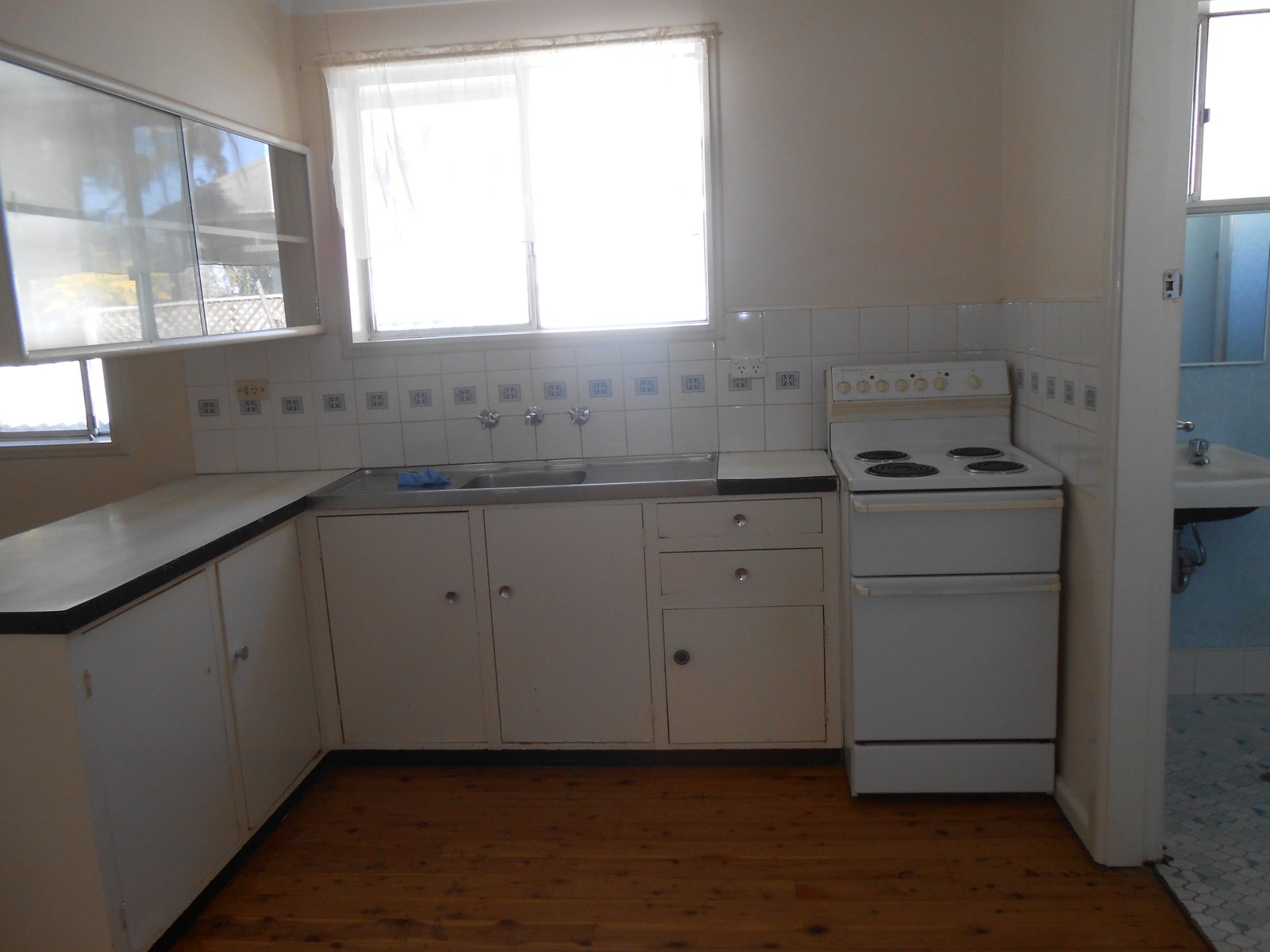2/6 Martin Place TAMWORTH 2