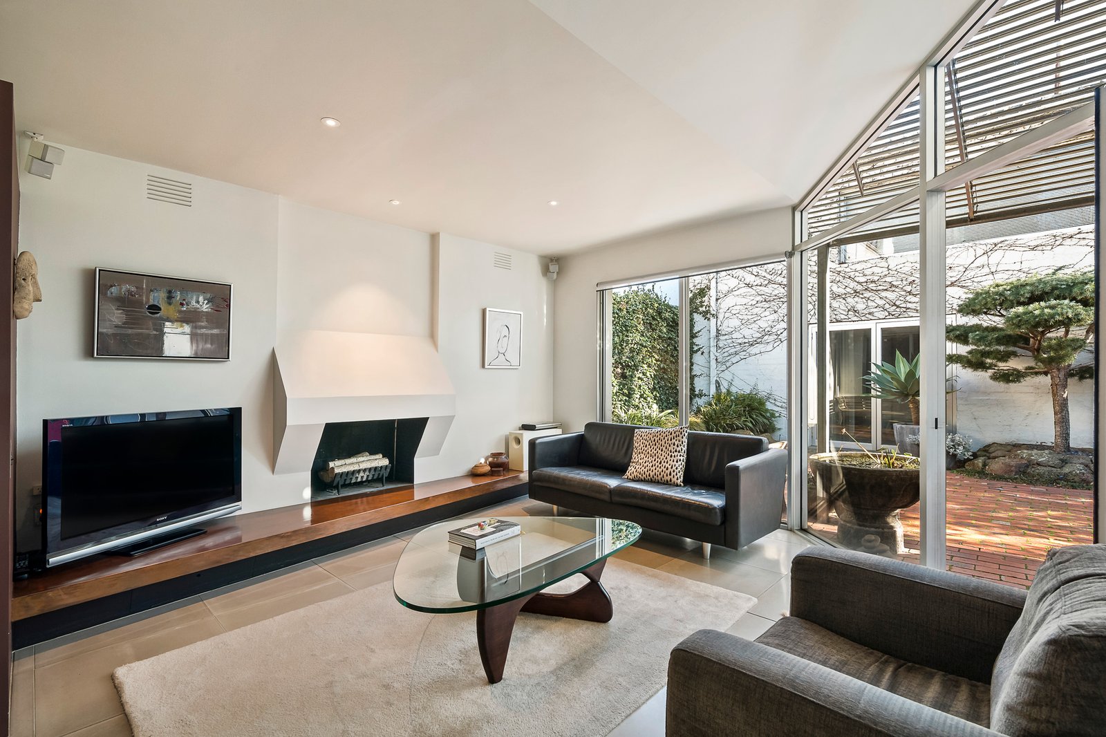 Gallery: 26 Mary Street