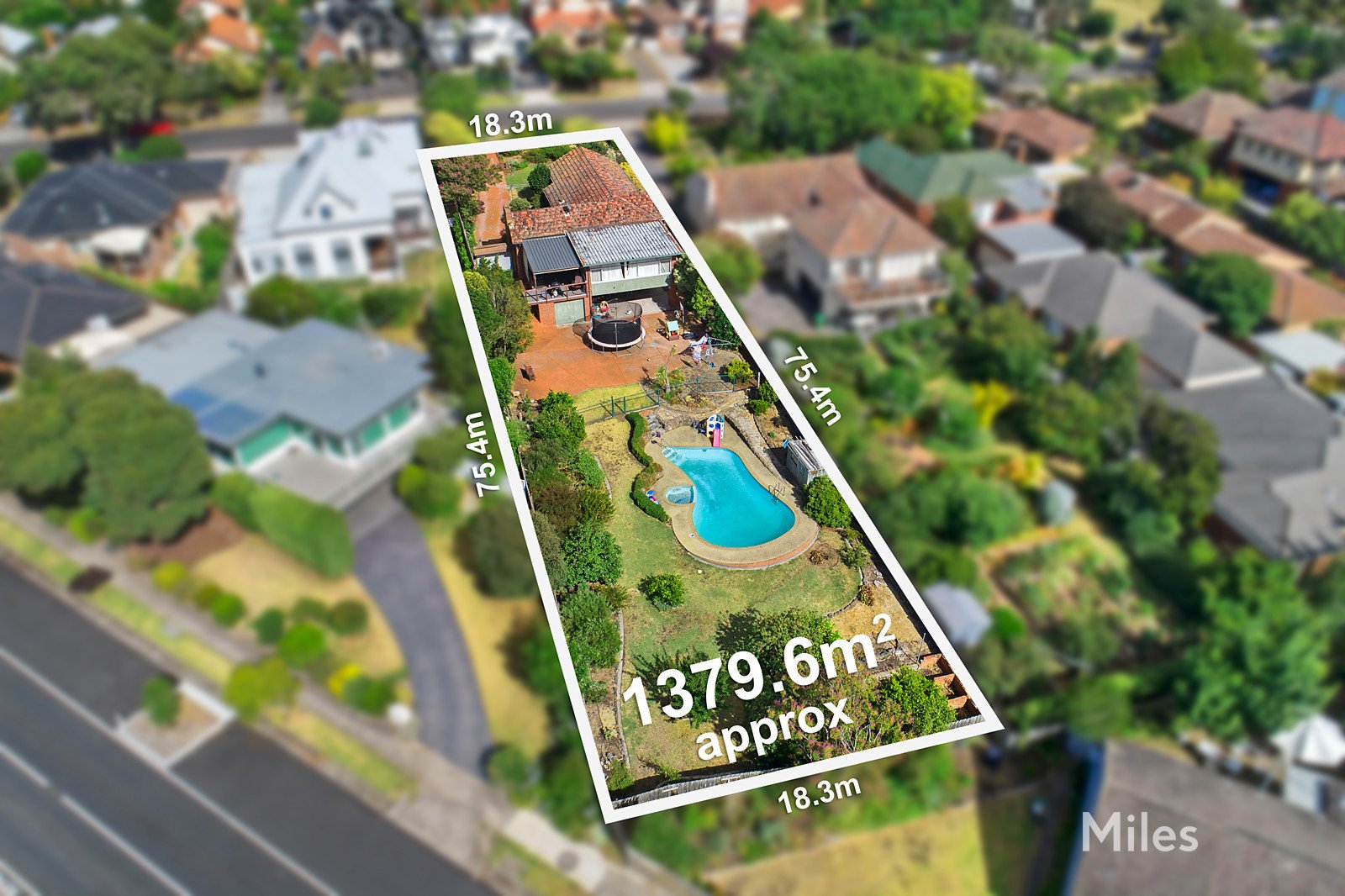 26 Mountain View Parade, Rosanna 4 bed, 1 bath House for Sale