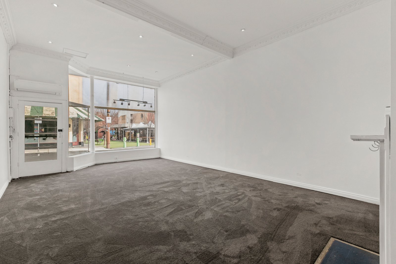 Gallery: 26 Murray Street