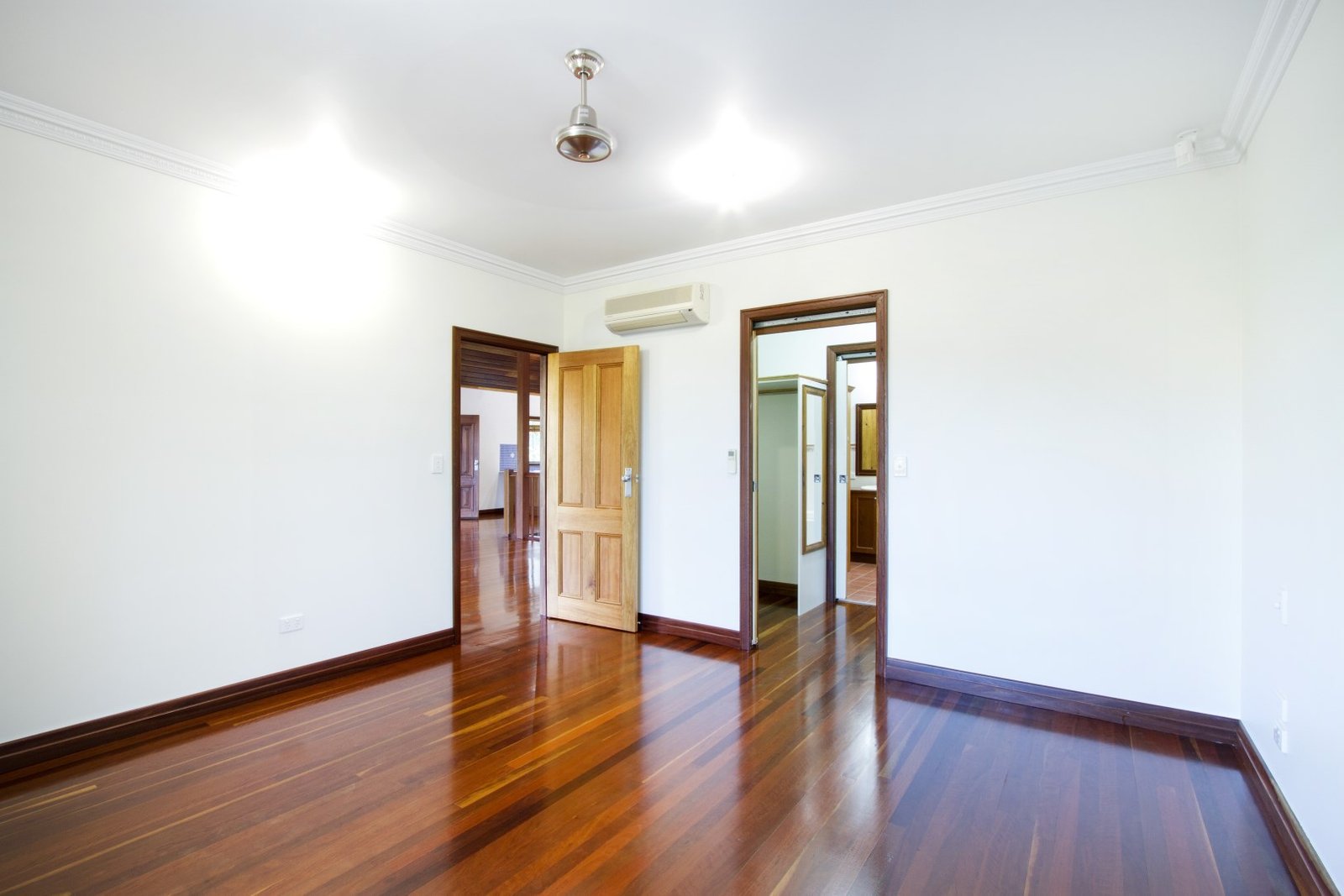 26 Nara Ave  AIRLIE BEACH 12