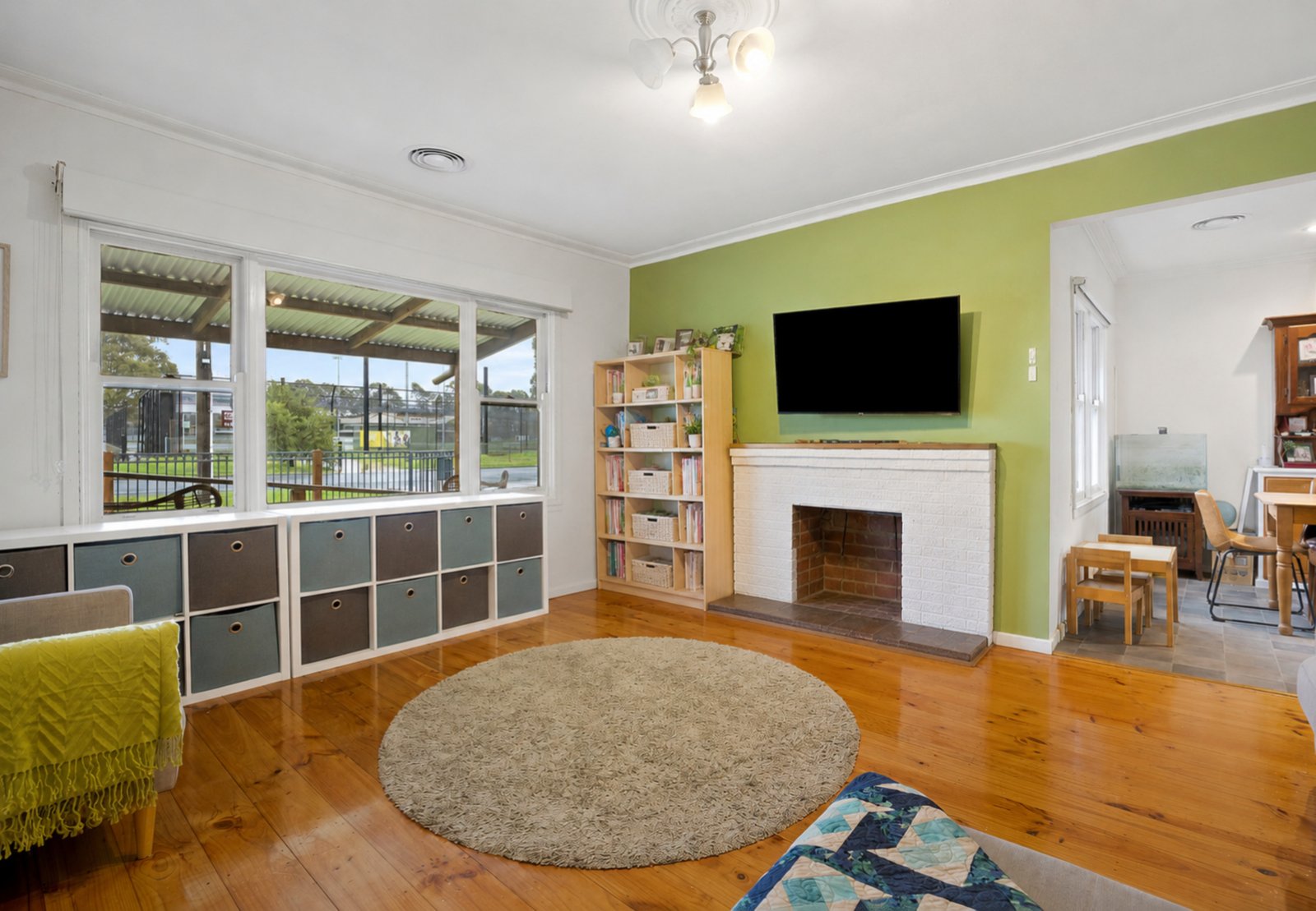 Gallery: 26 Neil Street