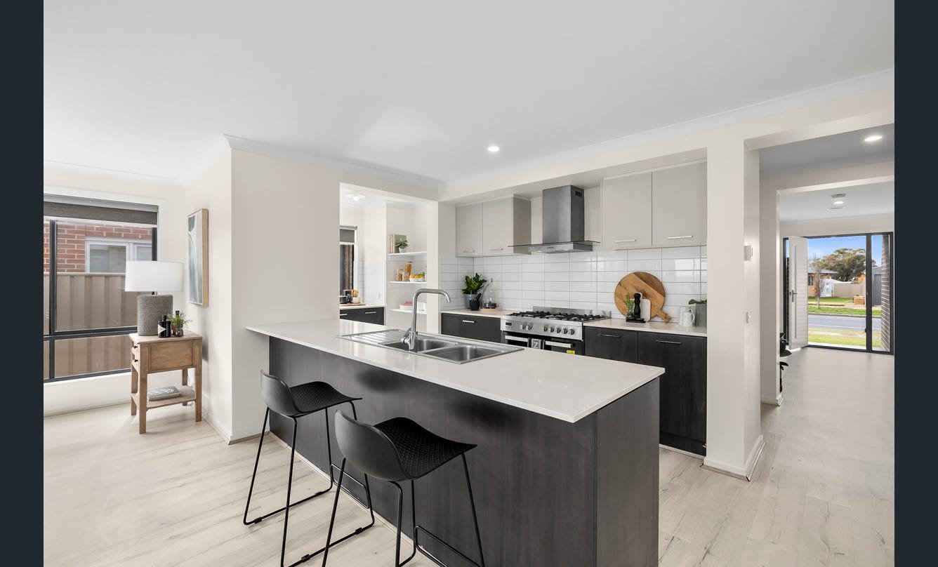 Gallery: 26 Neway Avenue