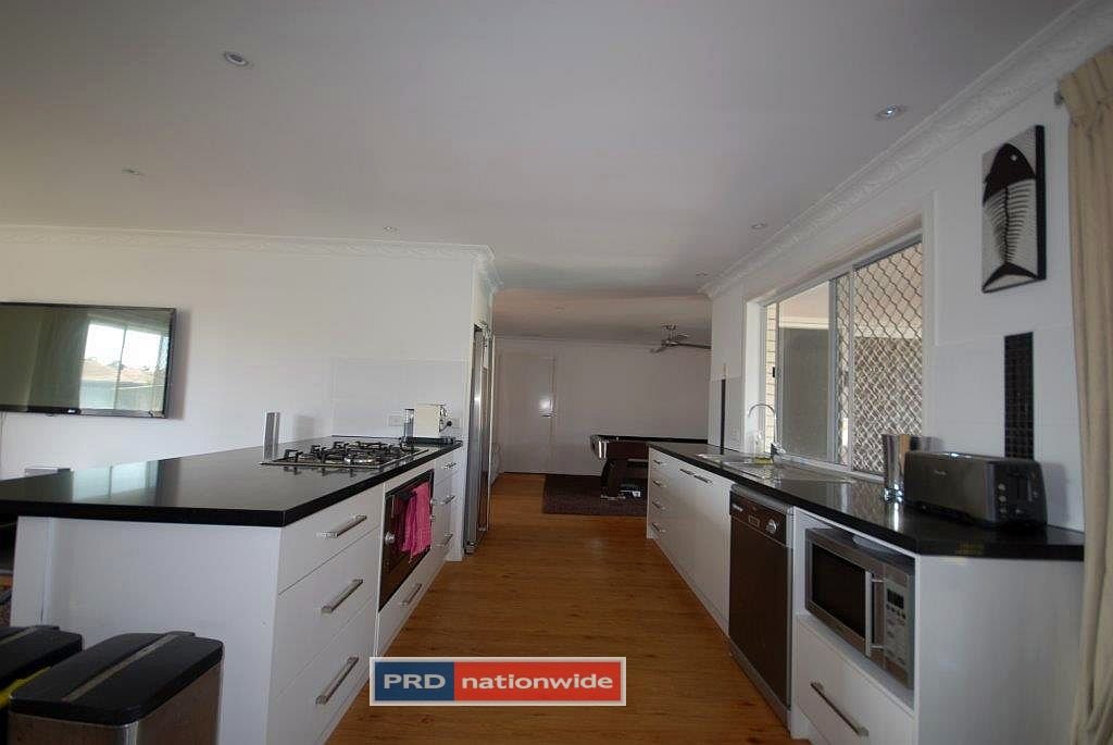 26 Newport Drive ROBINA 3